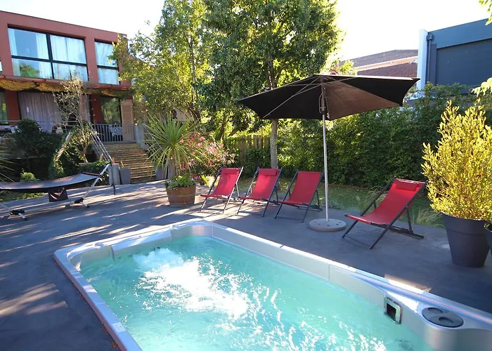 住宿加早餐酒店 Shandita